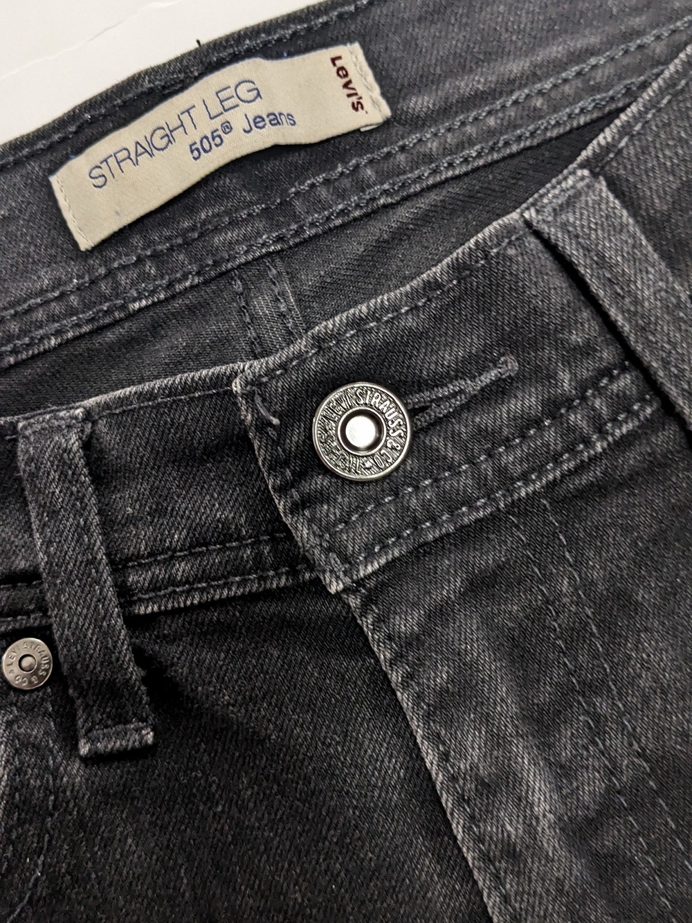 Levi's 505 Women’s Black Straight Leg Jeans - Picture 4 of 11